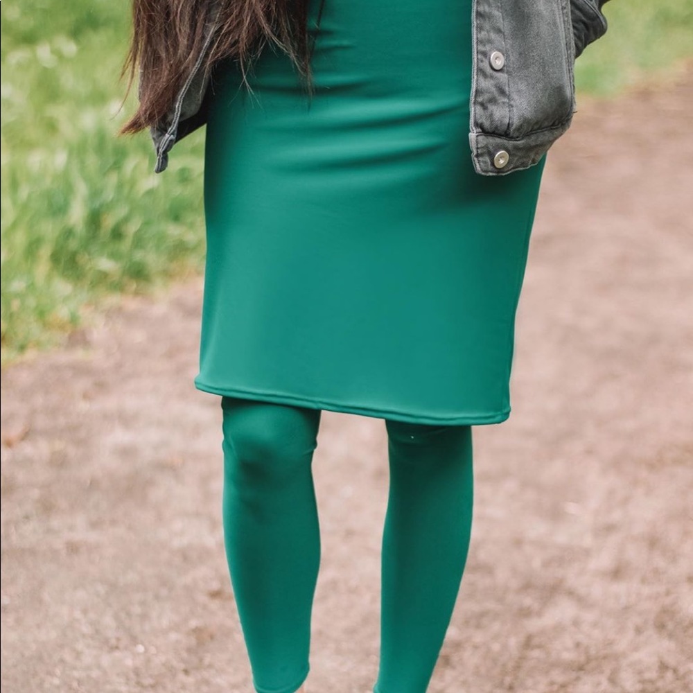 SLT Spring Green Athletic Skirt-Brand New